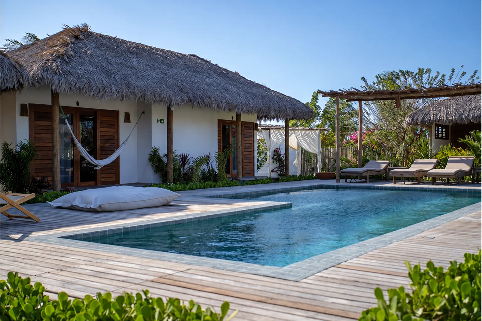 Casa de vila com 9 bangalôs no Preá